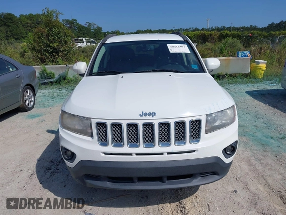 2016 Jeep Compass Latitude with VIN 1C4NJCEB3GD655531, listed as a IAAI auction lot 40418301 with 159,670 mi miles. Bid and sale history available at carsss.com. Image 6.