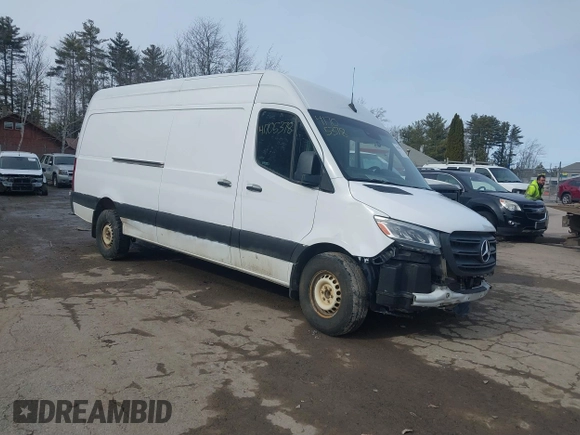 2020 Mercedes-Benz Sprinter Cargo with VIN W1Y4ECHYXLP236211, listed as a IAAI auction lot 41705378 with 139,901 mi miles and . Bid and sale history available at carsss.com. Image 1.