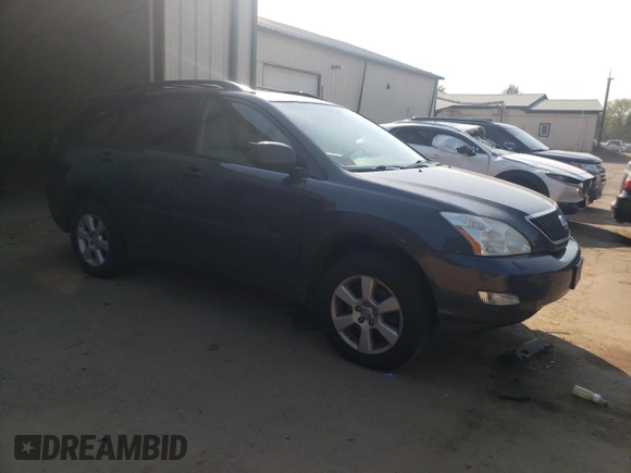 2004 Lexus RX 330 with VIN 2T2HA31U04C033896, listed as a Copart auction lot 70932524 with 201,987 mi miles and Clean Title. Bid and sale history available at carsss.com. Image 4.