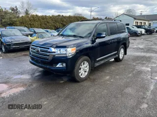 2016 Toyota Land Cruiser z VIN JTMCY7AJ8G4043087, wystawiony jako Copart lot #44146845 z przebiegiem 88 298 mil mil oraz Czysty tytuł • Clean title. Historia ofert i sprzedaży dostępna na DreamBid. Obrazek 1.