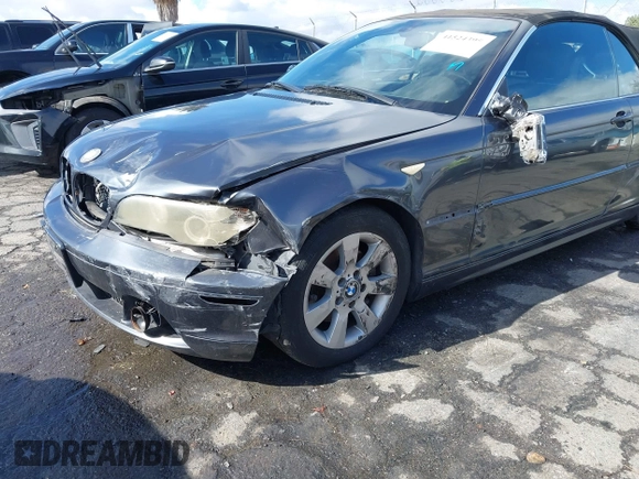 2006 BMW 3 Series 325Ci with VIN WBABW33406PX87925, listed as a IAAI auction lot 41524395 with 176,123 mi miles. Bid and sale history available at carsss.com. Image 6.