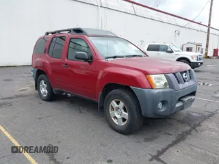 2007 Nissan Xterra SE z VIN 5N1AN08W77C511613, wystawiony jako IAAI lot #42441098 z przebiegiem 156 381 mil mil oraz . Historia ofert i sprzedaży dostępna na DreamBid. Obrazek 1.