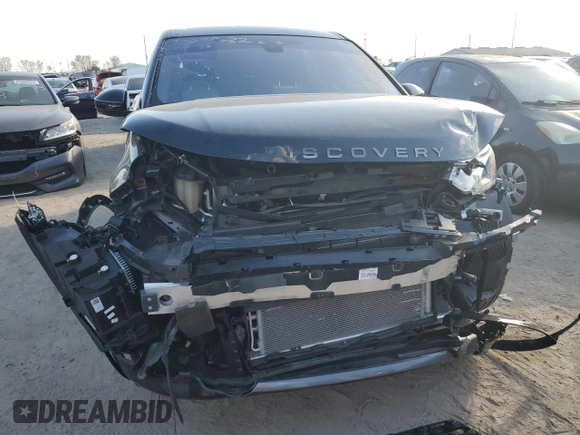 2020 Land Rover Discovery with VIN SALCM2GX5LH841570, listed as a Copart auction lot 41431113 with 15,696 mi miles and . Bid and sale history available at DreamBid. Image 5.