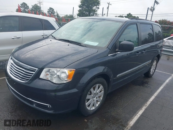 2014 Chrysler Town & Country Touring z VIN 2C4RC1BG4ER439889, wystawiony jako IAAI lot #39977311 z przebiegiem 155 656 mil mil oraz . Historia ofert i sprzedaży dostępna na DreamBid. Obrazek 18.