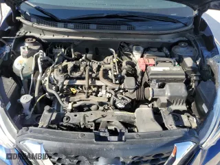 2018 Nissan Kicks SV with VIN 3N1CP5CU6JL520747, listed as a Copart auction lot 52499745 with 27,674 mi miles and Salvage Title. Bid and sale history available at carsss.com. Image 12.