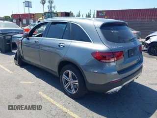 2022 Mercedes-Benz GLC 300 with VIN W1N0G8DB7NV331330, listed as a IAAI auction lot 42396553 with Not provided miles and . Bid and sale history available at DreamBid. Image 3.