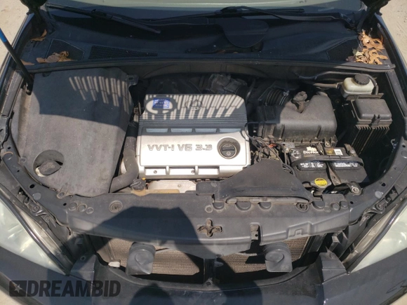 2004 Lexus RX 330 with VIN JTJGA31U840001088, listed as a Copart auction lot 70699244 with 210,716 mi miles and Salvage Title. Bid and sale history available at carsss.com. Image 13.