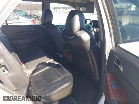 2005 Acura MDX with VIN 2HNYD18205H540383, listed as a IAAI auction lot 41805243 with 214,971 mi miles. Bid and sale history available at carsss.com. Image 8.