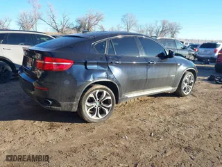 2014 BMW X6 xDrive35i with VIN 5UXFG2C59E0H11200, listed as a IAAI auction lot 41151158 with 140,478 mi miles. Bid and sale history available at carsss.com. Image 4.