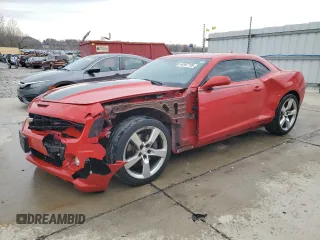 2013 Chevrolet Camaro SS z VIN 2G1FK1EJ0D9184856, wystawiony jako Copart lot #44397195 z przebiegiem 26 964 mil mil oraz Szkoda całkowita • Salvage title. Historia ofert i sprzedaży dostępna na DreamBid. Obrazek 1.