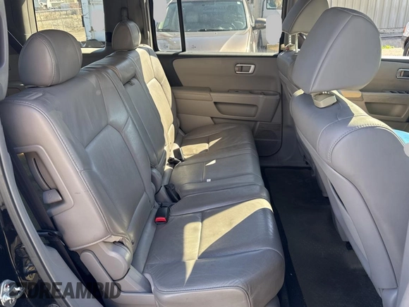 2009 Honda Pilot EX-L with VIN 5FNYF48699B028170, listed as a Copart auction lot 50760885 with 253,689 mi miles and Clean Title. Bid and sale history available at carsss.com. Image 6.