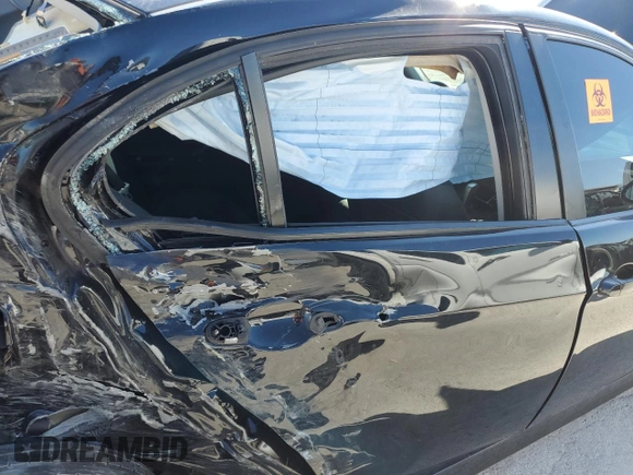 2008 BMW 3 Series 328i with VIN WBAVA33528KX85551, listed as a Copart auction lot 82986724 with 177,234 mi miles and Salvage title. Bid and sale history available at DreamBid. Image 10.