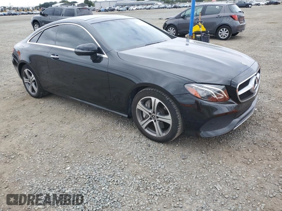2018 Mercedes-Benz E 400 z VIN WDD1J6FB2JF022938, wystawiony jako Copart lot #54758505 z przebiegiem 55 392 mil mil oraz Szkoda całkowita • Salvage title. Historia ofert i sprzedaży dostępna na DreamBid. Obrazek 4.