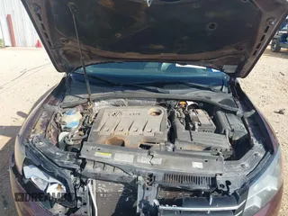 2013 Volkswagen Passat SE с VIN 1VWBN7A31DC127398, выставлен на аукционе IAAI как лот 42035829 с пробегом 103 974 миль миль и . История ставок и продаж доступна на DreamBid. Изображение 10.