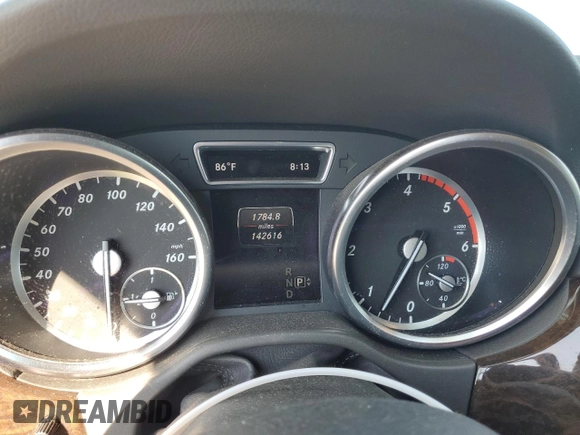 2014 Mercedes-Benz M 350 with VIN 4JGDA2EB4EA406865, listed as a Copart auction lot 61630045 with 142,616 mi miles and Salvage title. Bid and sale history available at DreamBid. Image 9.
