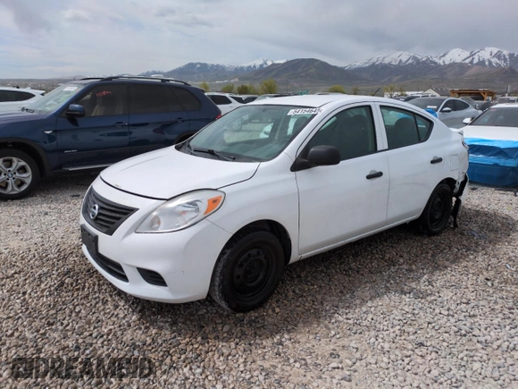 2013 Nissan Versa S Plus with VIN 3N1CN7AP8DL819076, listed as a Copart auction lot 54154645 with 147,725 mi miles and Salvage title. Bid and sale history available at DreamBid. Image 1.