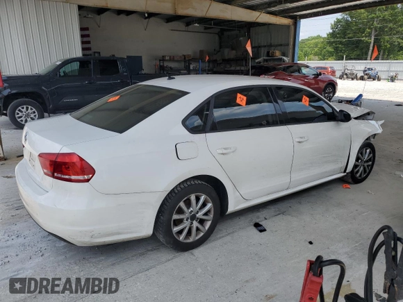 2012 Volkswagen Passat S с VIN 1VWAP7A30CC037230, выставлен на аукционе Copart как лот 62407865 с пробегом 161 242 миль миль и Списание • Salvage title. История ставок и продаж доступна на DreamBid. Изображение 3.