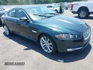 2015 Jaguar XF Portfolio z VIN SAJWA0F72F8U66553, wystawiony jako IAAI lot #42317747 z przebiegiem 108 833 mil mil oraz . Historia ofert i sprzedaży dostępna na DreamBid. Obrazek 1.