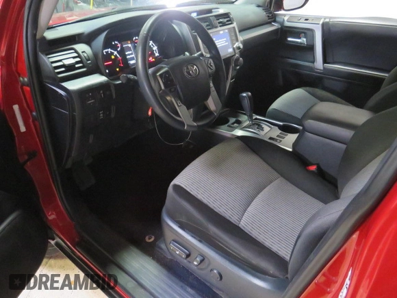 2022 Toyota 4Runner SR5 z VIN JTEEU5JR3N5268003, wystawiony jako Copart lot #69142364 z przebiegiem 42 059 mil mil oraz Szkoda całkowita • Salvage title. Historia ofert i sprzedaży dostępna na DreamBid. Obrazek 9.