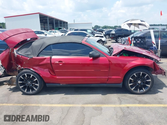 2007 Ford Mustang Deluxe with VIN 1ZVFT84N375262112, listed as a IAAI auction lot 42298758 with 146,489 mi miles and . Bid and sale history available at DreamBid. Image 13.