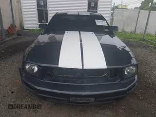 2007 Ford Mustang Deluxe with VIN 1ZVFT80N175365857, listed as a IAAI auction lot 42512673 with 136,145 mi miles and . Bid and sale history available at DreamBid. Image 13.