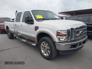 2010 Ford F-250 XL z VIN 1FTSW2BR0AEA12104, wystawiony jako IAAI lot #42040978 z przebiegiem 173 690 mil mil oraz . Historia ofert i sprzedaży dostępna na DreamBid. Obrazek 1.