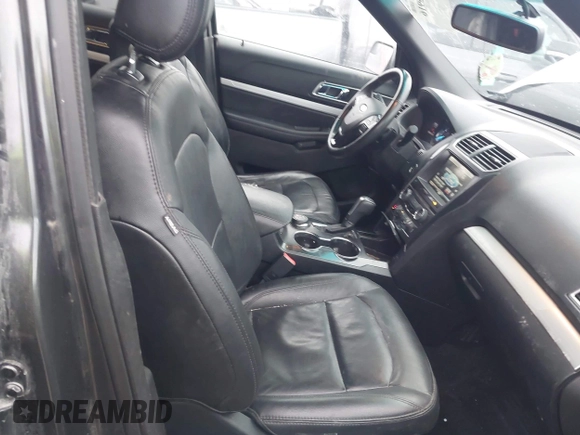 2016 Ford Explorer XLT with VIN 1FM5K8D82GGC84761, listed as a IAAI auction lot 41865916 with 226,883 mi miles and . Bid and sale history available at DreamBid. Image 5.