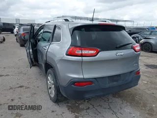 2017 Jeep Cherokee Latitude with VIN 1C4PJLCB0HW640731, listed as a IAAI auction lot 42327480 with 133,884 mi miles and . Bid and sale history available at DreamBid. Image 3.