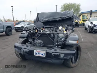 2023 Jeep Gladiator Overland с VIN 1C6HJTFG1PL562849, выставлен на аукционе IAAI как лот 42076164 с пробегом 24 942 миль миль и . История ставок и продаж доступна на DreamBid. Изображение 13.