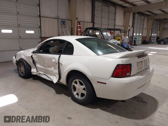 2000 Ford Mustang с VIN 1FAFP4049YF271931, выставлен на аукционе IAAI как лот 41984117 с пробегом 219 865 миль миль и . История ставок и продаж доступна на DreamBid. Изображение 3.