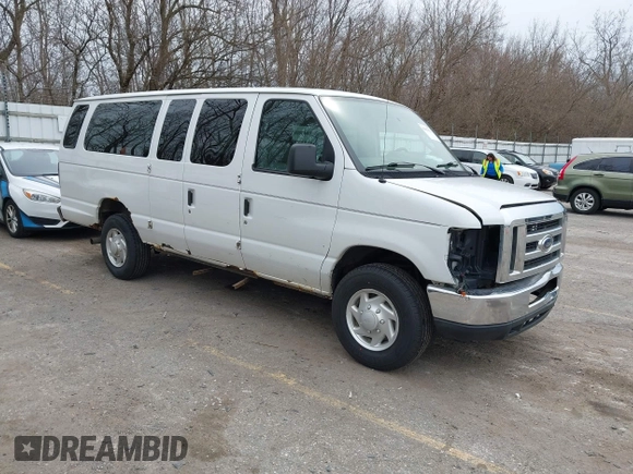 2009 Ford Econoline Passenger XL with VIN 1FBSS31L79DA65158, listed as a IAAI auction lot 41953876 with 181,240 mi miles. Bid and sale history available at carsss.com. Image 1.