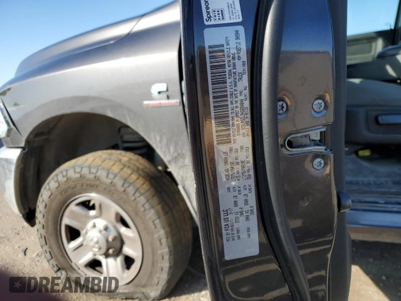 2017 Ram 2500 Tradesman with VIN 3C6UR5CL3HG694840, listed as a Copart auction lot 51284985 with 148,399 mi miles and Salvage title. Bid and sale history available at DreamBid. Image 14.