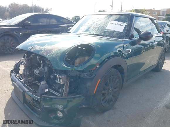 2019 MINI Hardtop 2 Door Cooper with VIN WMWXP5C51K2H97137, listed as a IAAI auction lot 41612414 with 60,719 mi miles. Bid and sale history available at carsss.com. Image 19.