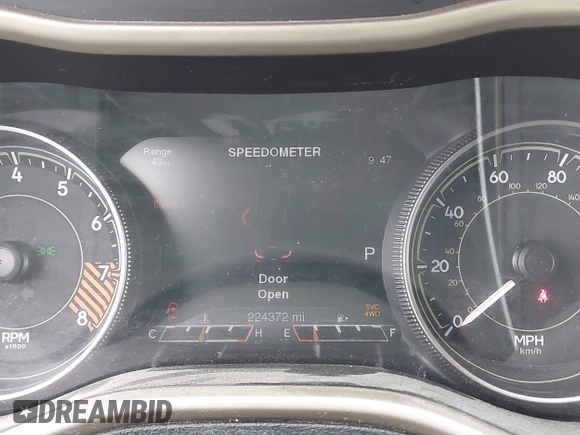 2014 Jeep Cherokee Limited with VIN 1C4PJMDS0EW232018, listed as a IAAI auction lot 41892070 with 224,372 mi miles. Bid and sale history available at carsss.com. Image 7.