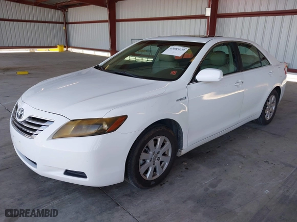2009 Toyota Camry Hybrid with VIN 4T1BB46K69U072258, listed as a IAAI auction lot 42085130 with 179,454 mi miles. Bid and sale history available at carsss.com. Image 2.
