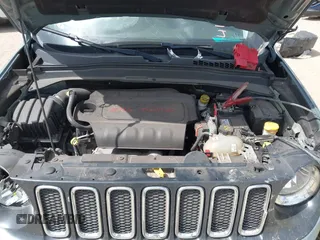 2018 Jeep Renegade Latitude with VIN ZACCJABB7JPJ69925, listed as a IAAI auction lot 41954537 with 61,680 mi miles. Bid and sale history available at carsss.com. Image 10.
