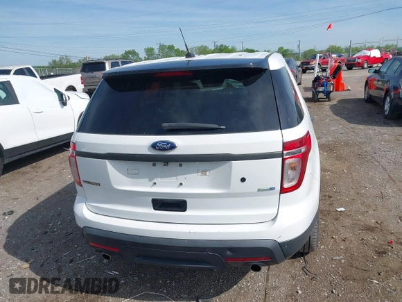 2015 Ford Utility Police Interceptor with VIN 1FM5K8AR0FGC16647, listed as a IAAI auction lot 42039669 with 155,768 mi miles. Bid and sale history available at carsss.com. Image 17.
