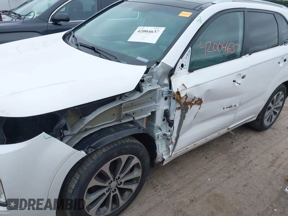 2014 Kia Sorento SX with VIN 5XYKWDA7XEG489258, listed as a IAAI auction lot 42004637 with 95,904 mi miles. Bid and sale history available at carsss.com. Image 6.