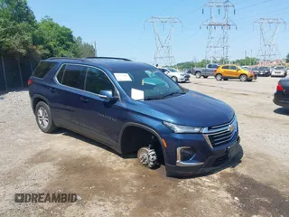 2022 Chevrolet Traverse LT with VIN 1GNEVHKW2NJ160235, listed as a IAAI auction lot 42571585 with 35,963 mi miles and . Bid and sale history available at DreamBid. Image 1.
