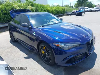 2020 Alfa Romeo Giulia Quadrifoglio with VIN ZARFAMEV7L7632532, listed as a IAAI auction lot 42191025 with 31,703 mi miles and . Bid and sale history available at DreamBid. Image 14.