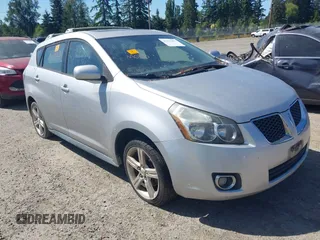2010 Pontiac Vibe z VIN 5Y2SM6E09AZ405232, wystawiony jako IAAI lot #42372453 z przebiegiem 209 925 mil mil oraz . Historia ofert i sprzedaży dostępna na DreamBid. Obrazek 1.