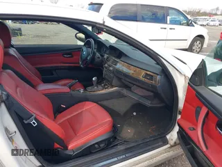 2008 BMW 3 Series 335i with VIN WBAWL73568P178416, listed as a IAAI auction lot 41594372 with Not Provided miles and . Bid and sale history available at carsss.com. Image 5.