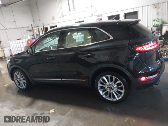 2015 Lincoln MKC with VIN 5LMCJ1A98FUJ10348, listed as a IAAI auction lot 41566416 with 133,035 mi miles and . Bid and sale history available at DreamBid. Image 14.