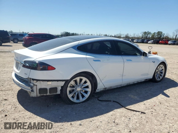 2016 Tesla Model S 90D with VIN 5YJSA1E21GF150460, listed as a Copart auction lot 48160495 with 84,761 mi miles and Salvage Title. Bid and sale history available at DreamBid. Image 3.