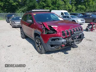 2014 Jeep Cherokee Trailhawk с VIN 1C4PJMBS3EW241038, выставлен на аукционе IAAI как лот 42646652 с пробегом 154 589 миль миль и . История ставок и продаж доступна на DreamBid. Изображение 1.