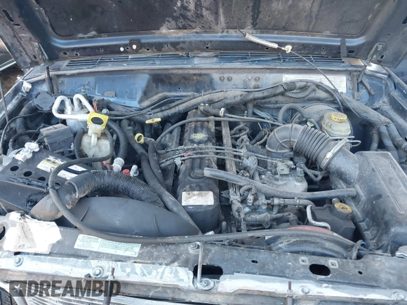 2001 Jeep Cherokee Sport с VIN 1J4FT48S01L581315, выставлен на аукционе IAAI как лот 40392021 с пробегом Не указан миль и . История ставок и продаж доступна на DreamBid. Изображение 10.