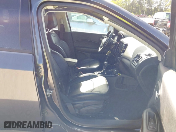 2020 Jeep Compass Limited with VIN 3C4NJCCB4LT218595, listed as a IAAI auction lot 42017002 with 90,737 mi miles and . Bid and sale history available at DreamBid. Image 5.