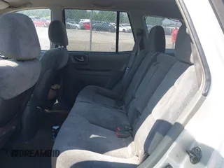 2003 Hyundai Santa Fe GLS with VIN KM8SC73D83U370273, listed as a IAAI auction lot 42577324 with 181,105 mi miles and . Bid and sale history available at DreamBid. Image 8.
