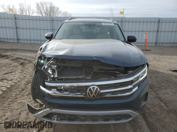 2023 Volkswagen Atlas SE with VIN 1V2HR2CA8PC545024, listed as a Copart auction lot 43775075 with 35,643 mi miles and Salvage title. Bid and sale history available at DreamBid. Image 5.