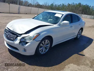 2011 Infiniti M with VIN JN1BY1AP8BM325061, listed as a IAAI auction lot 41765214 with 289,990 mi miles and . Bid and sale history available at DreamBid. Image 2.